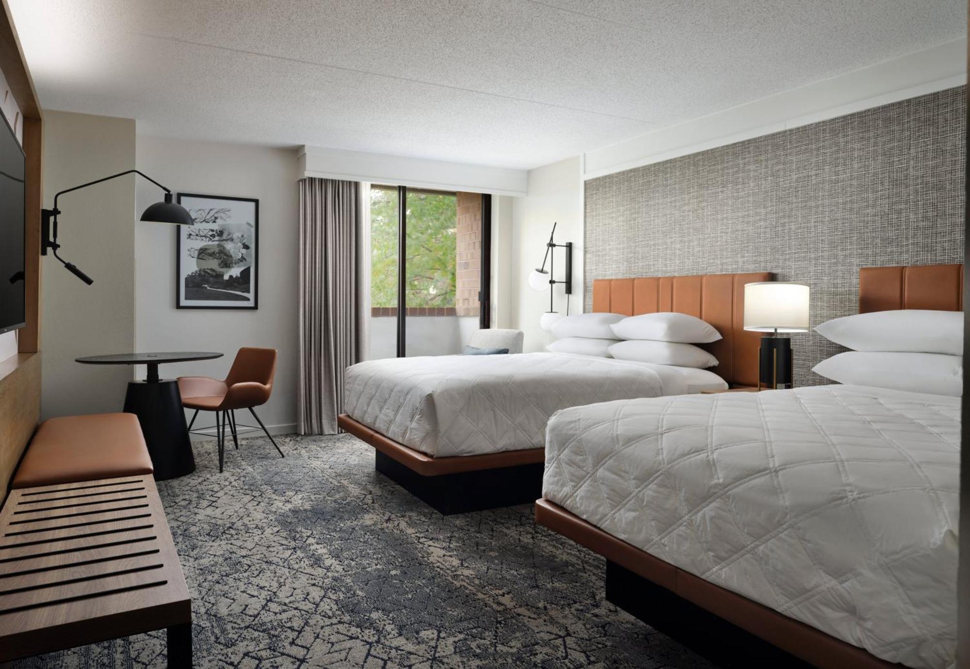 Sheraton Grand Rapids Airport Hotel Cascade エクステリア 写真